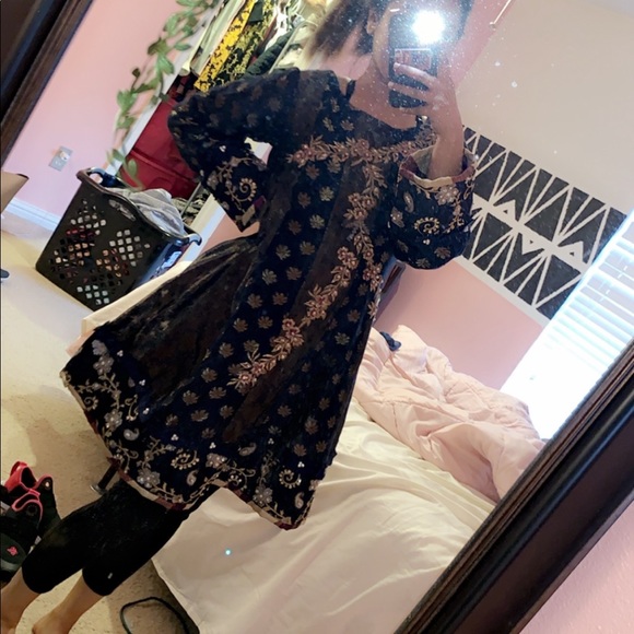 pakistani party outfit! - Picture 2 of 3